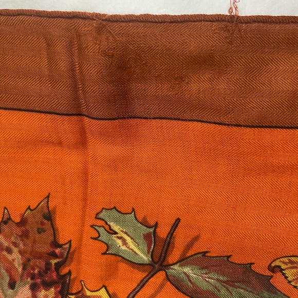 COPY - Hermes Scarf - Picture 4 of 6